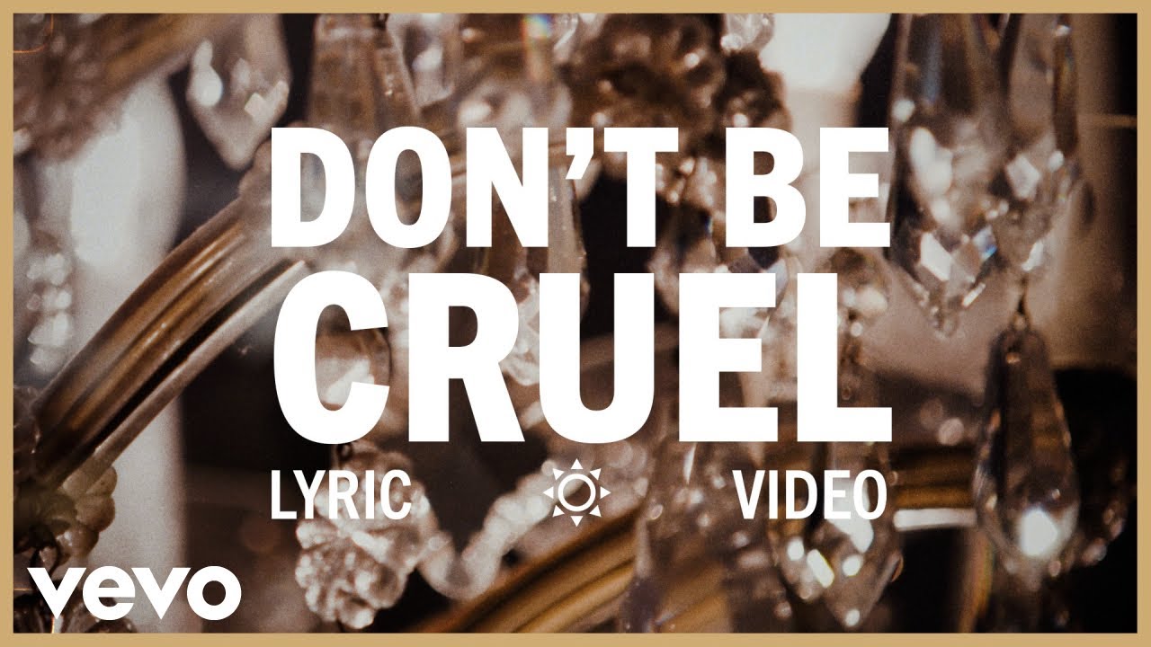Elvis Presley - Don't Be Cruel (Lyric Video) 🎶
