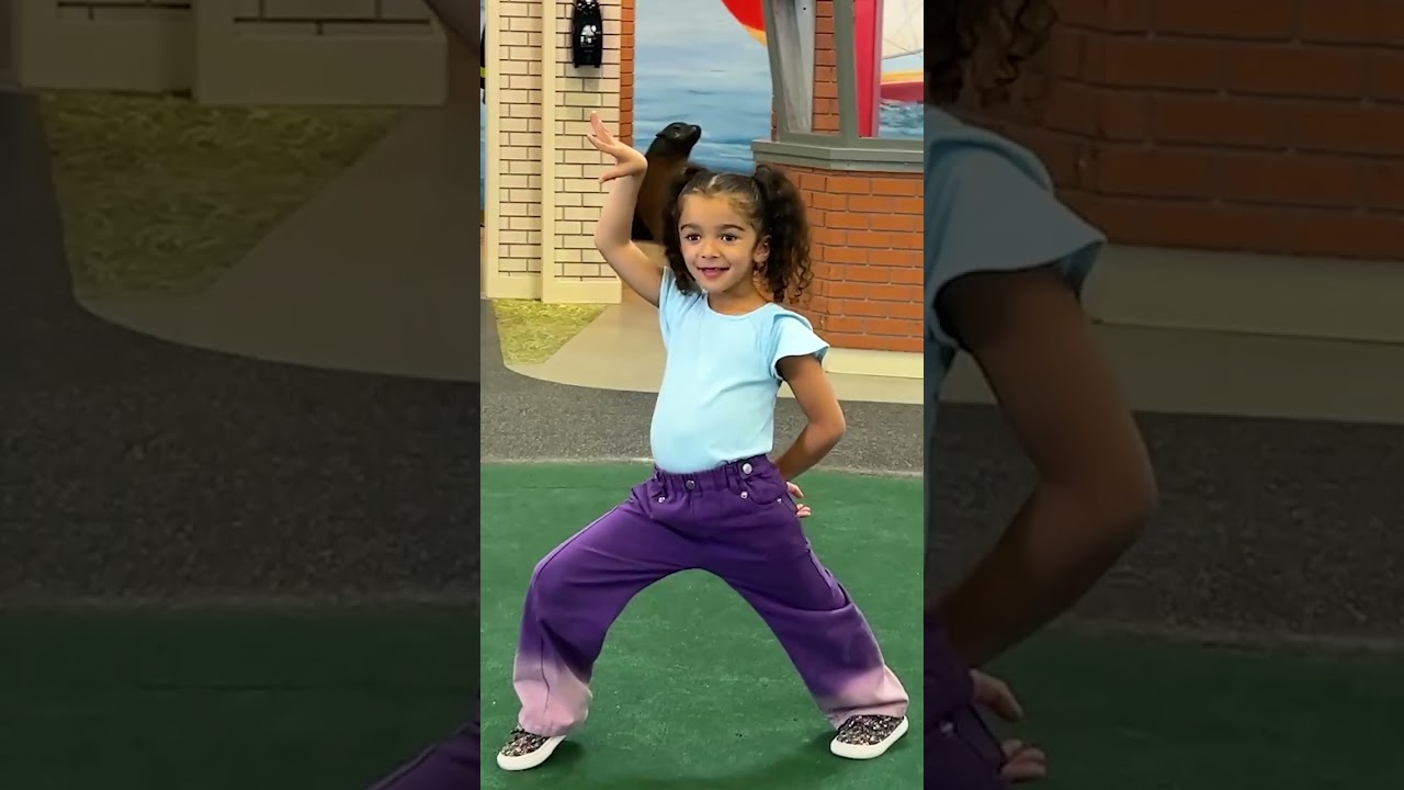 Blippi & Friends Have a Blast Playing Fun Games! 🤩