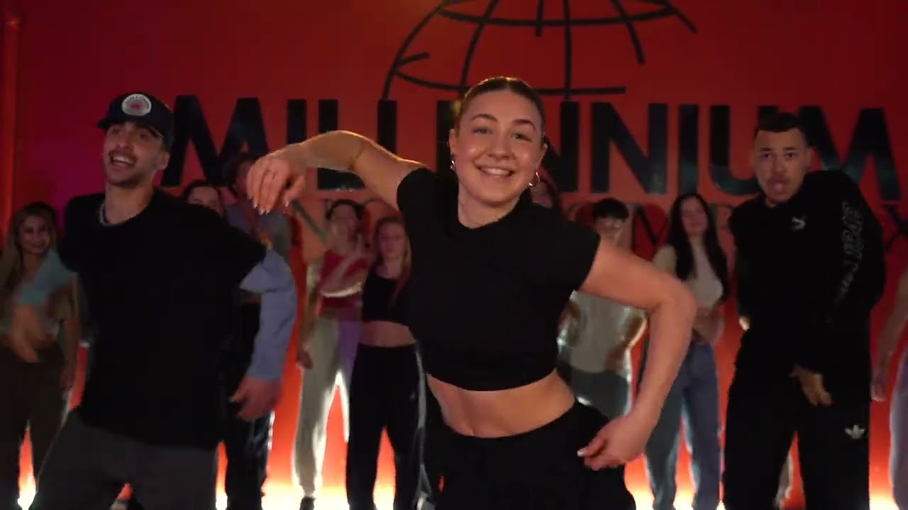 Natalia Medina SABILITY & Ayra Starr Choreo 🎶