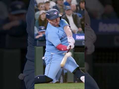 Alejandro Kirk Opposite Field Homerun ALCS