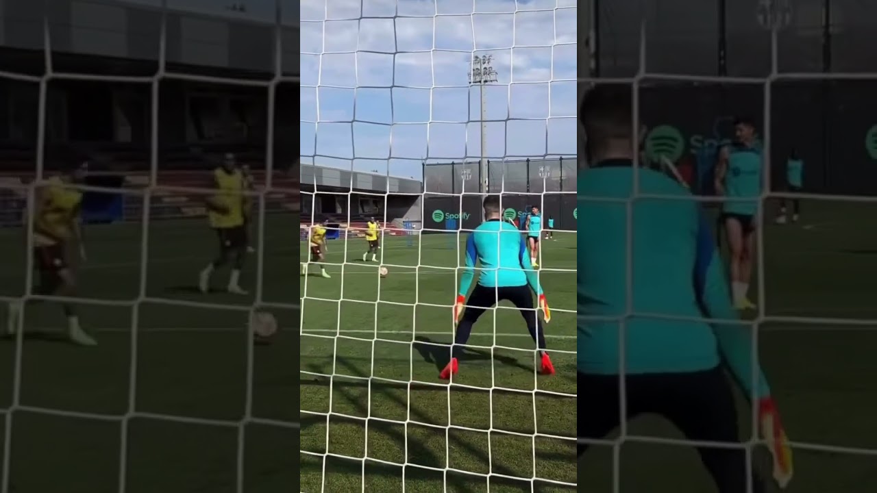 Inaki Penya Excels as Goalkeeper 🔥