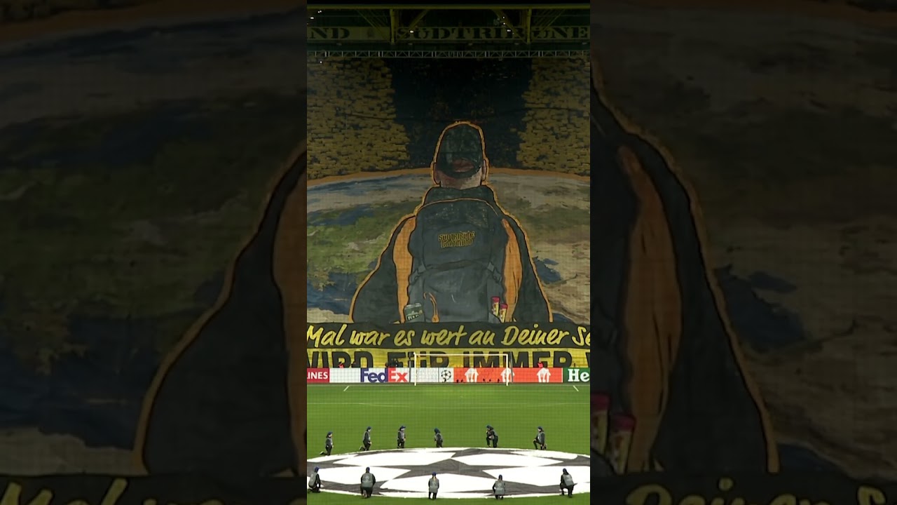 Dortmund Tifo Stuns Fans Against Chelsea 😍