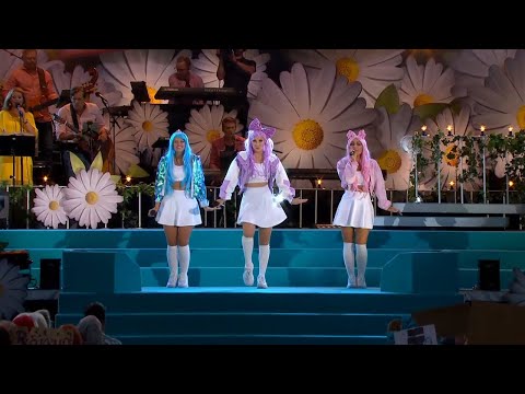 Dolly Style â Bye bye bby boo - Lotta pĂ„ Liseberg (TV4)