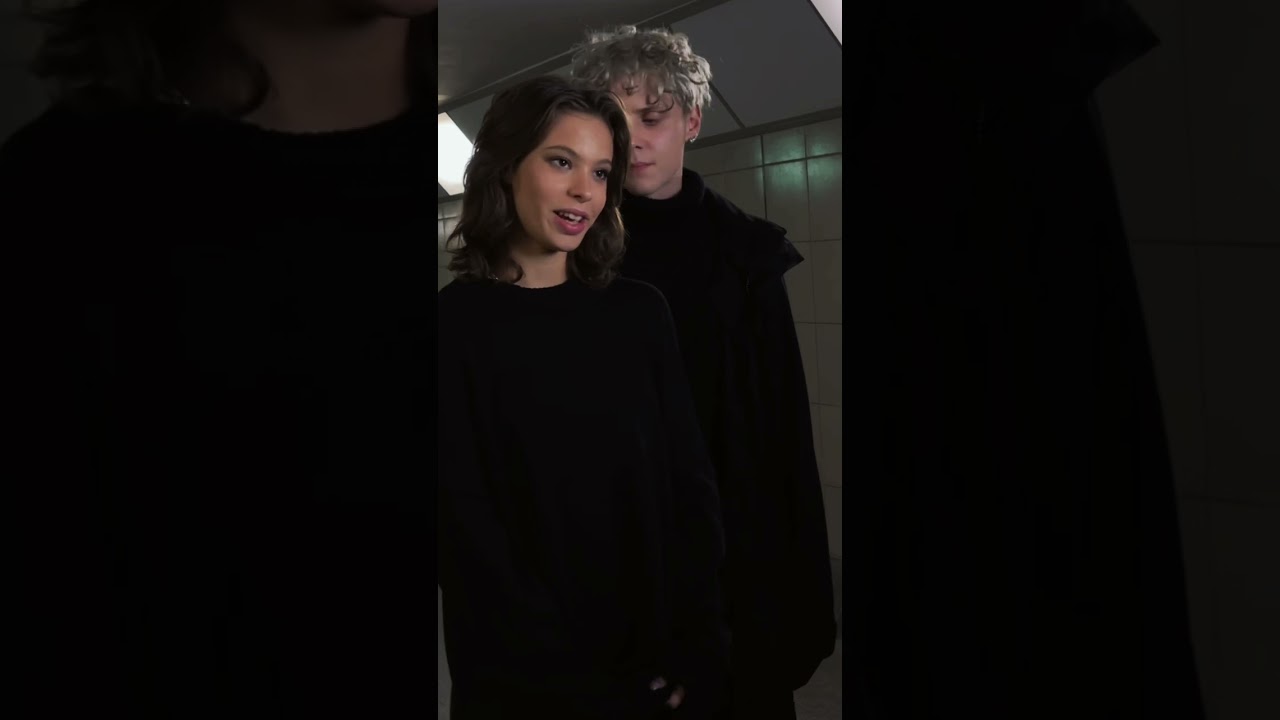 Ника Жукова и Ваня Дмитриенко — Хочешь, я дам тебе весь мир 🌍