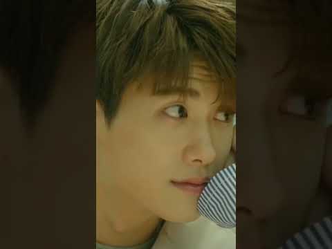 He can't get enough of her. strong woman do bong soon. #parkboyoung #parkhyungsik #kdramareels