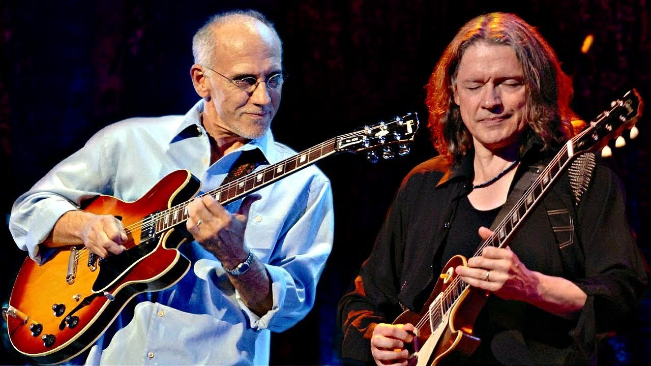 Larry Carlton & Robben Ford Live Performance 🎸