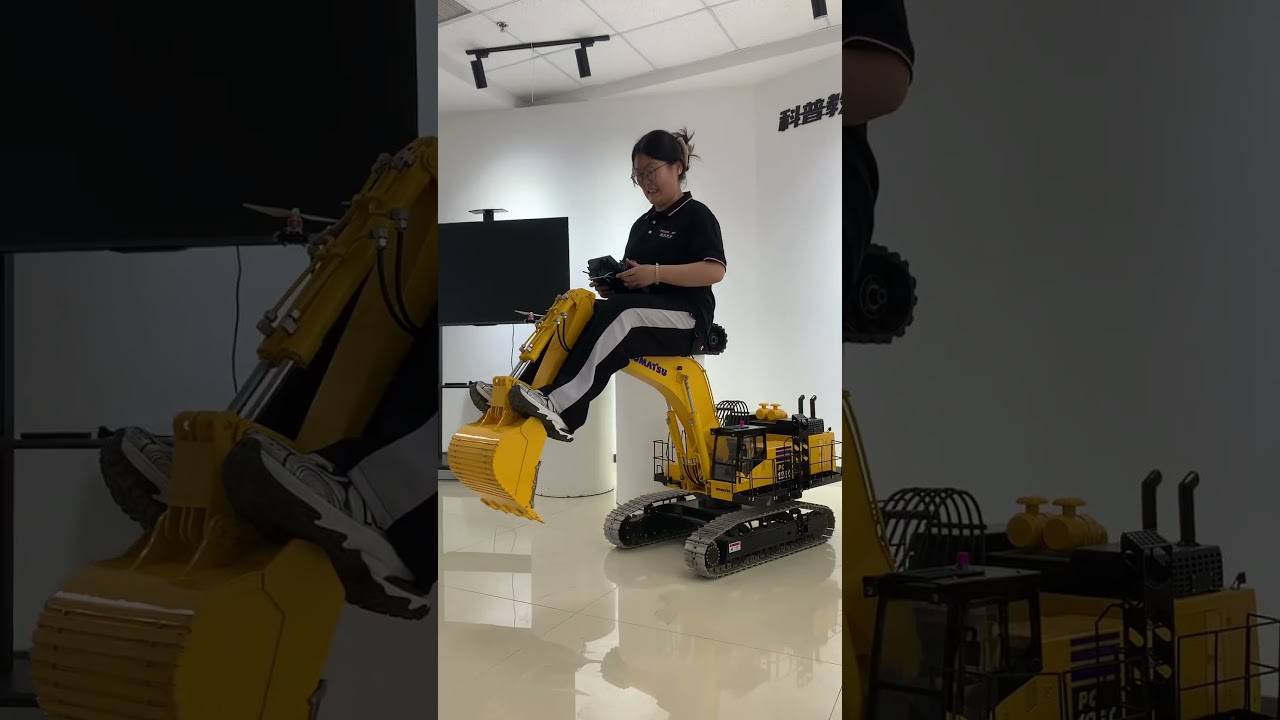 160 Watch the Power of the 160 KG 1/8 PC1250 RC Hydraulic Excavator in Action! 🚧