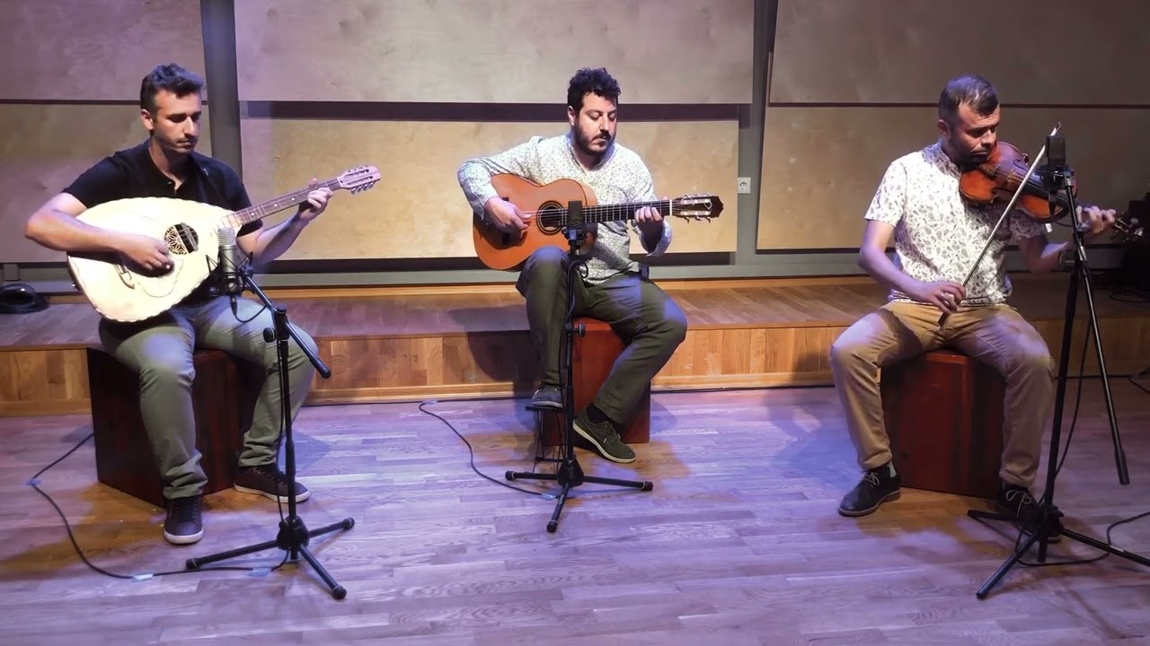 Astrakan Cafe - Duo Methi ft. Giannis Karakalpakidis 🎶