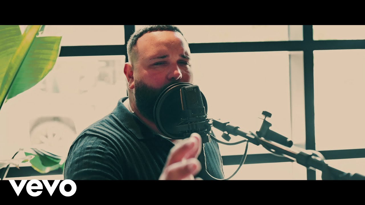 Jeremy Rosado - Keep Holding On (Official Video) 🎶