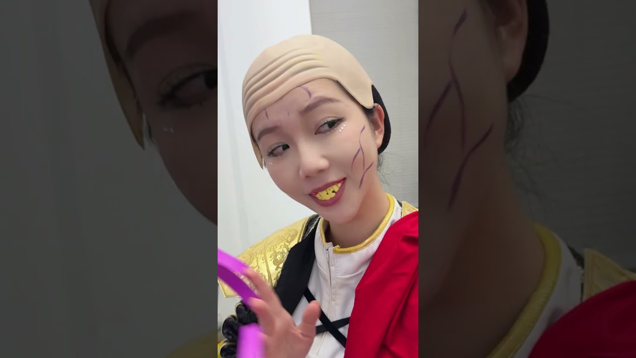 Discover the Magic of Rumi with Our Live-Action Cosplay Group! ✨