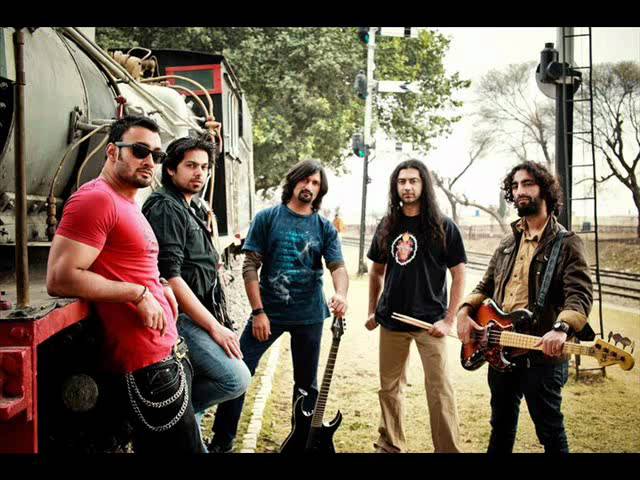 Qayaas Inquilaab - Debut Album Hit 🎶