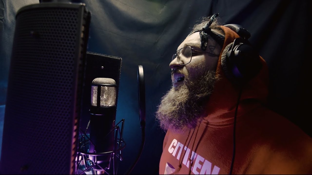 Teddy Swims Performs Khalid's 'Talk' 🎶