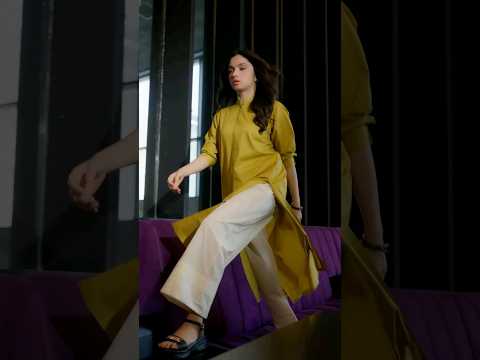 Aina Asif attitude walk 😱🔥#shorts #viral #trending #ainaasif #attitude