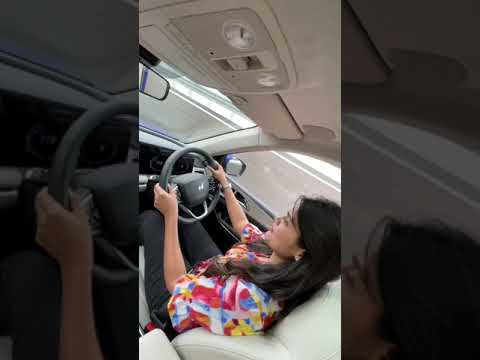 Mahindra #XUV700 on a high speed track with banked turn #shorts