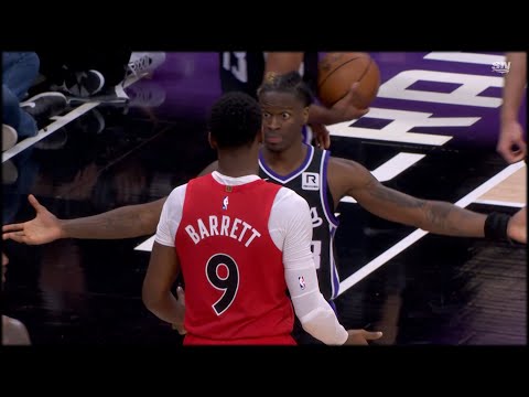 RJ Barrett and Keon Ellis scuffle 😤