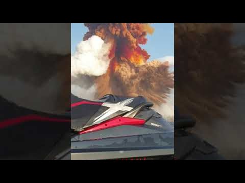 Jet Skiers Capture Shockwave from Beirut || ViralHog