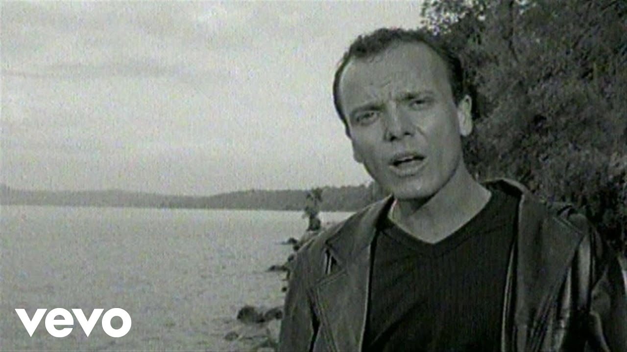 Gigi D'Alessio - Io Che Non Vivo (Official Video) 🎶 | Listen to His Best Songs