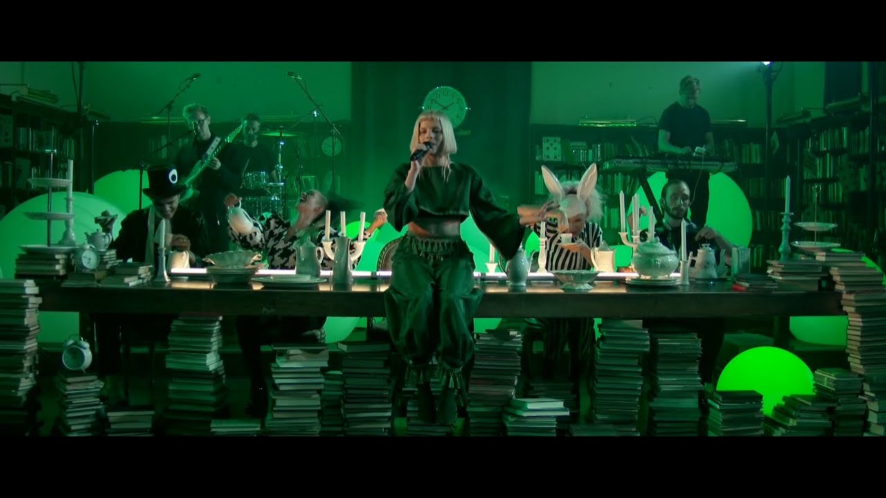 Aurora - Cure for Me Live at P3 Gull 2021 🎶