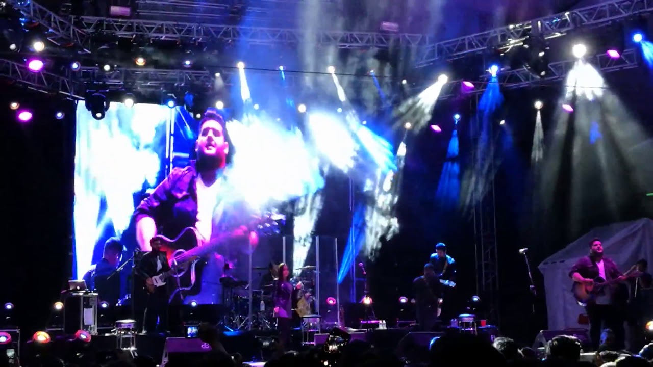 Así El Amor Se Muere - Matisse en Pachuca 2017 🎶