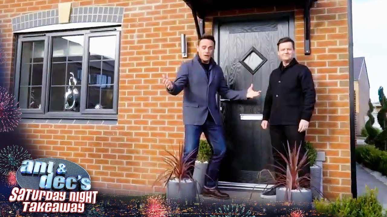 Ant & Dec Surprise Family with Dream House on Saturday Night Takeaway! 🏡