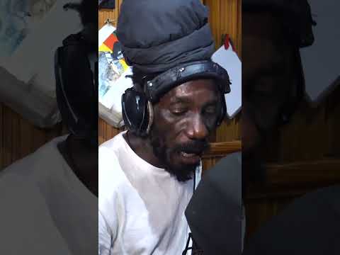 Sizzla - Dubplate - Little Lion Sound - Karate #reggae #music #sizzla