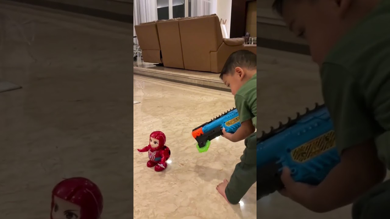 Abang L vs Spider-Man in Action! 🕷️