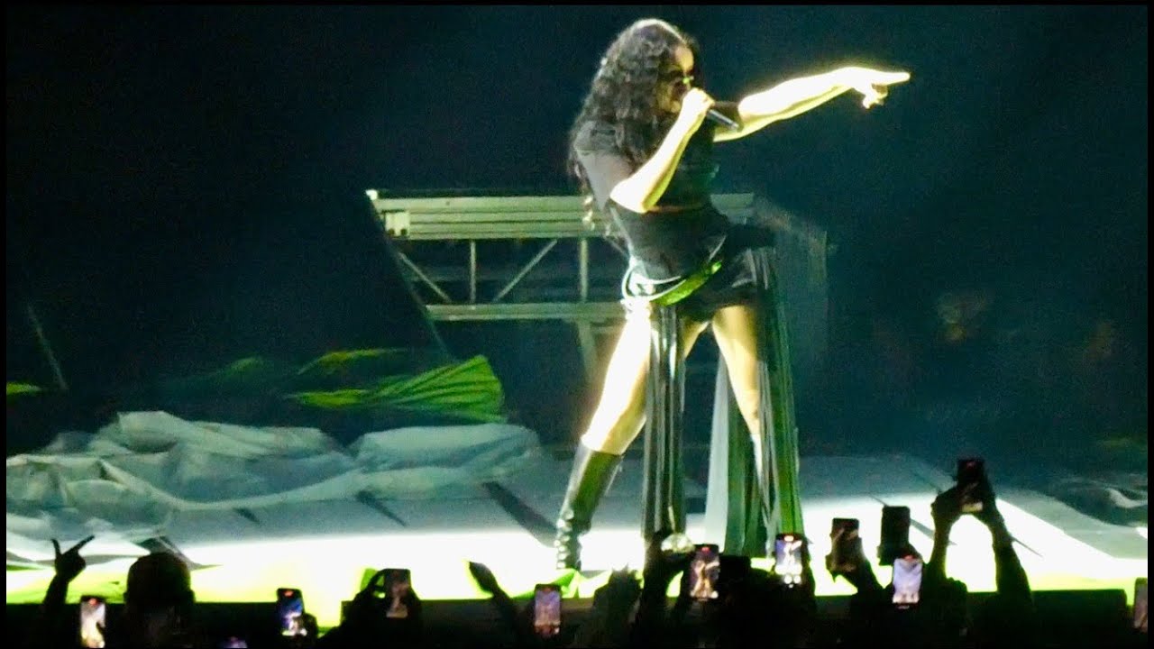 Charli XCX & Von Dutch Live at Madison Square Garden 🎤