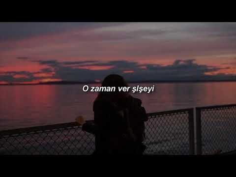 No.1 - Hiç Işık Yok (Lyrics)