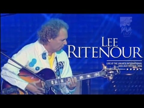 Lee Ritenour Live: A Little Bumpin' at Java Jazz 2006 🎶