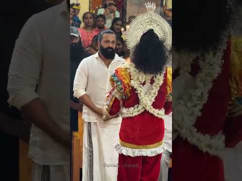 Rishab Shetty at Barebail Bandi #rishabshetty #kantara #daivaradhana #mangalore #viral