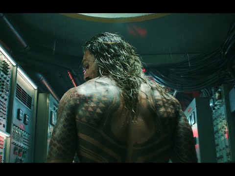 Aquaman Entrace Fight In Submarine