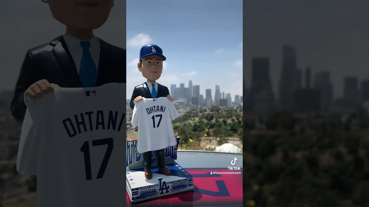 Limited Edition Shohei Ohtani Bobblehead – Perfect for Dodgers & Baseball Fans! 🏟️