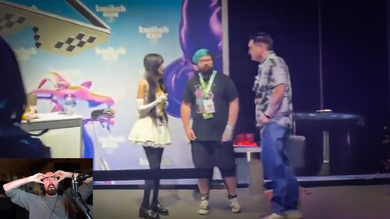 Asmongold Reacts to TwitchCon Chaos: Security Failures Exposed ๐ฑ