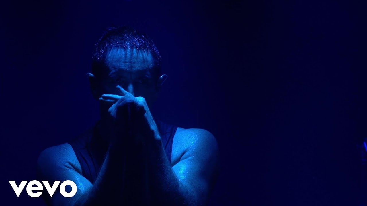 Nine Inch Nails - Sanctified (VEVO Presents) 🎶