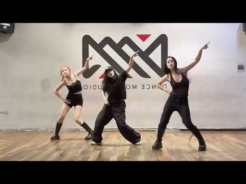 HOW IT’S DONE DANCE MIRROR