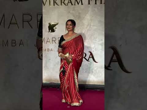 Divya Dutta at Vikram phadnis celebration of 35 yrs in fashion & cinema.... #divyadutta #e24