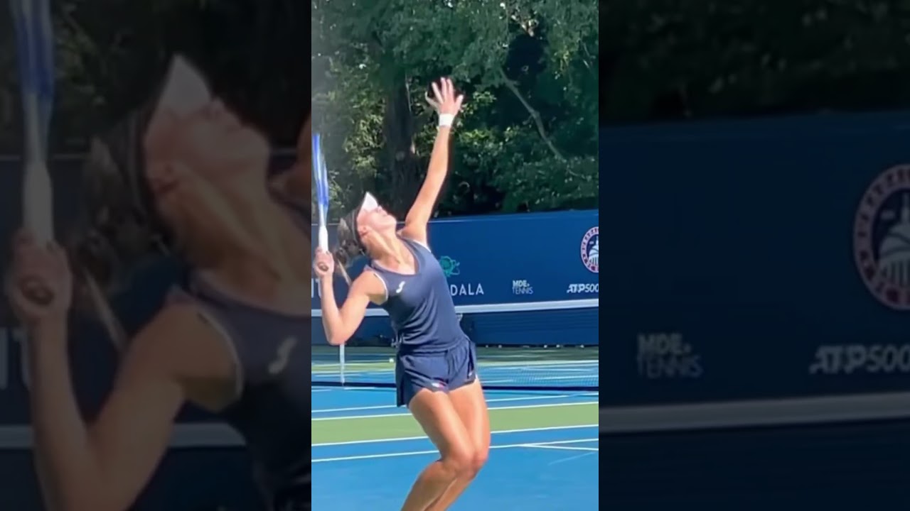 Magda Linette: Tennis Prodigy 🎾