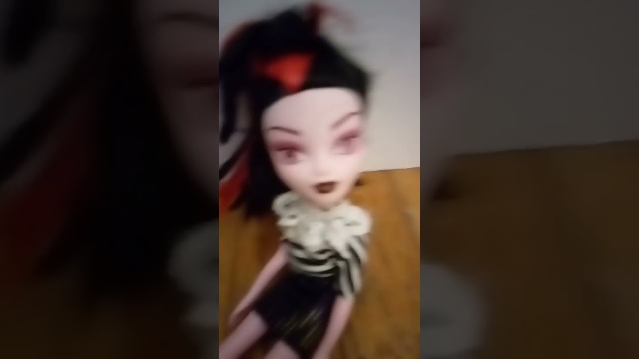 How to Open and Customize a Fake Monster High Doll 🧸