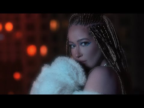 Gülçin Ergül - Drama Queen (Official Video)