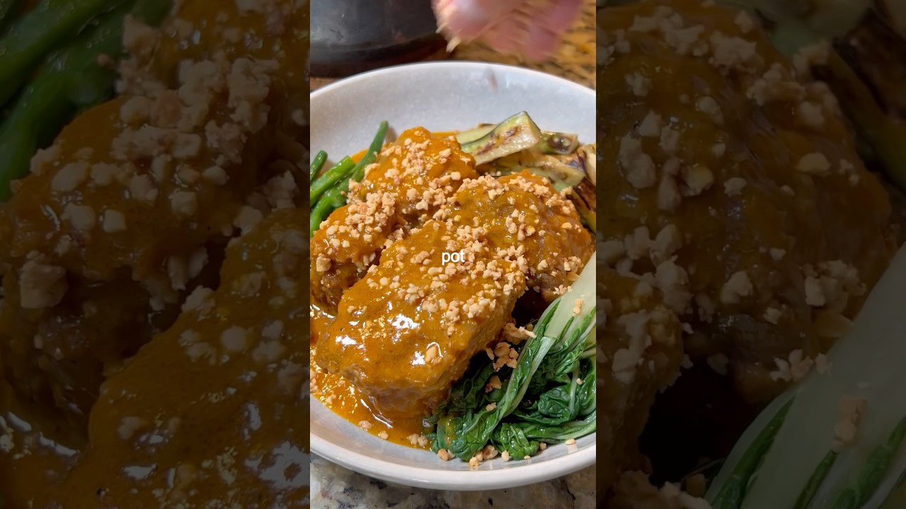 Ultimate Filipino Dish: Oxtail Kare Kare 🍲