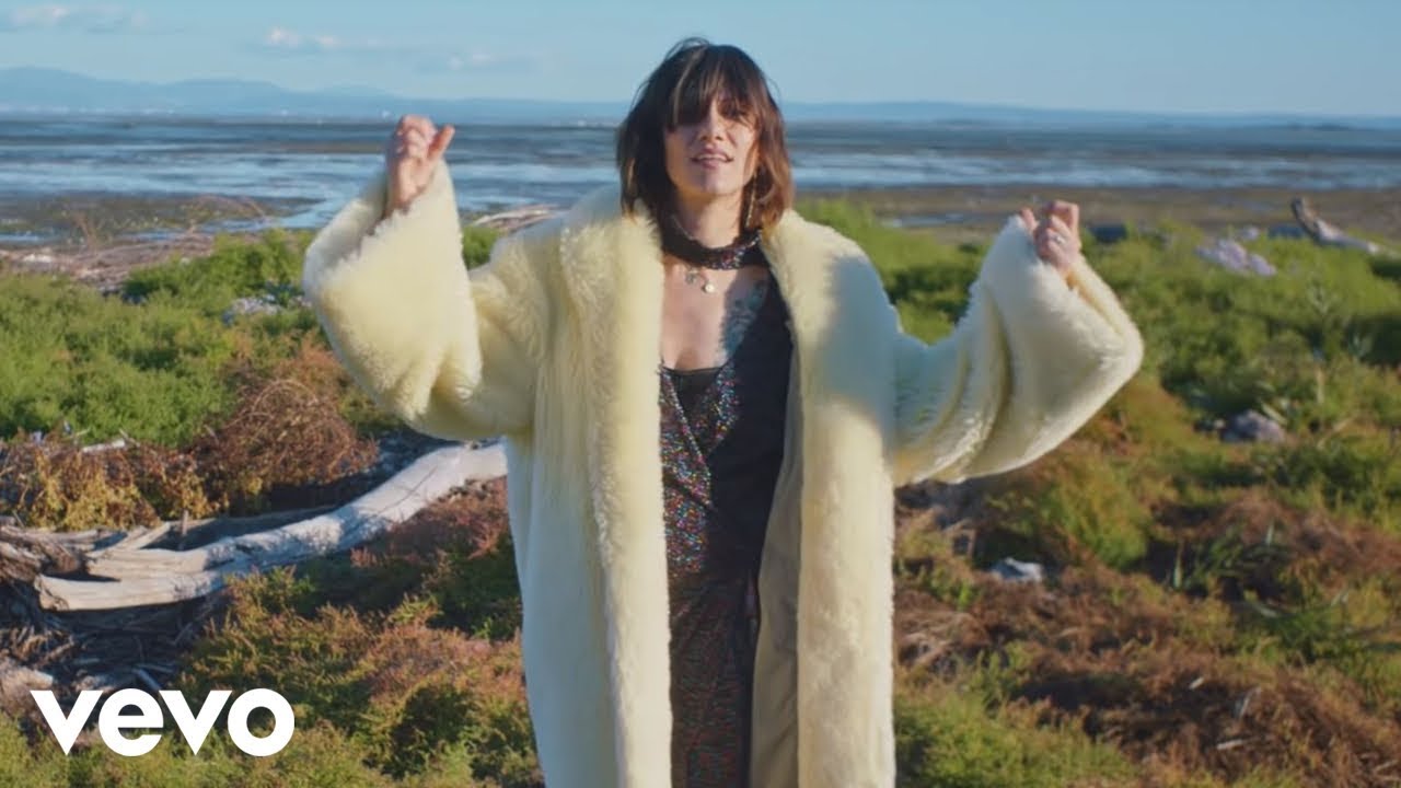 Elisa's 'Ogni Istante' Celebrates 20 Years 🎶