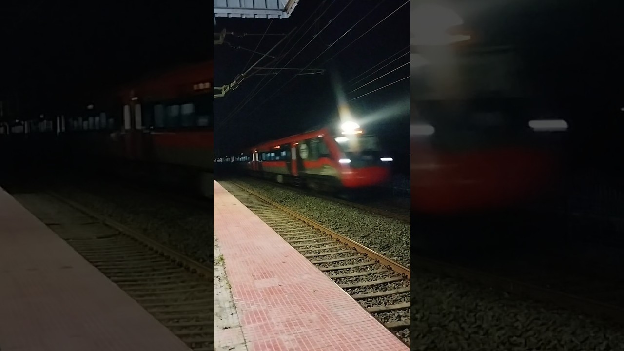 Howrah Vande Bharat Express 🧡| Bhagalpur Howrah 8C Vande Bharat Express Skip BLAE At Night 🔥 🌃
