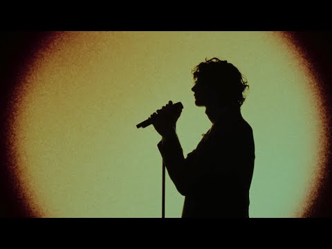 sombr - undressed (official lyric video)