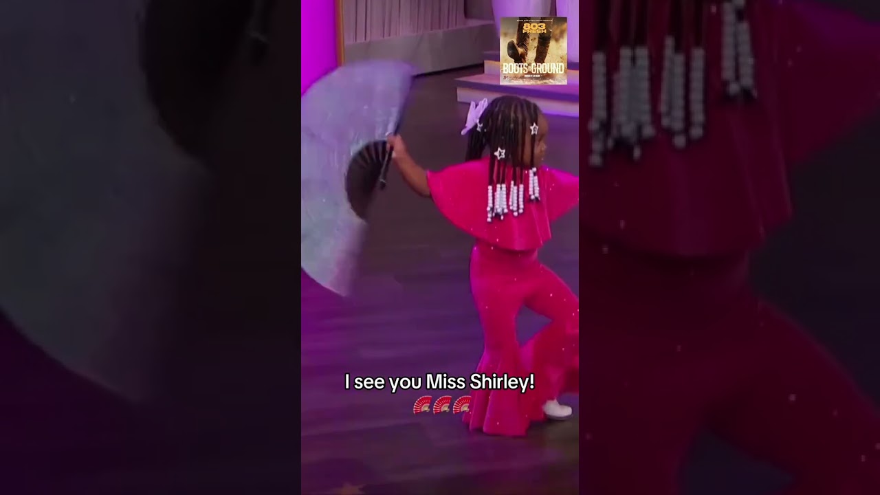 Miss Shirley Seen in Boots 👢