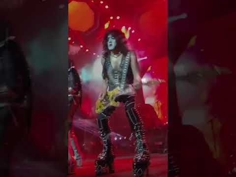 #KISSTORY - July 1976 - "Detroit Rock City" was released as third single off of Destroyer album.