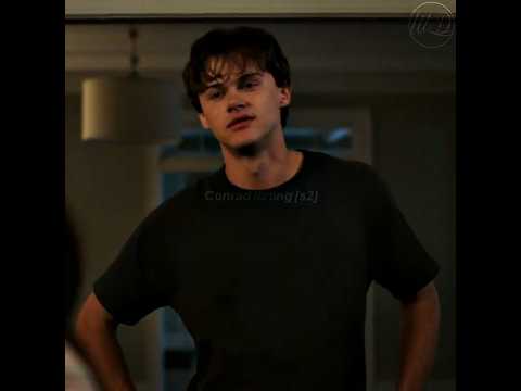 Conrad flirting vs Jeremiah flirting 👀 #shorts #thesummeriturnedpretty #teamconrad #teamjeremiah