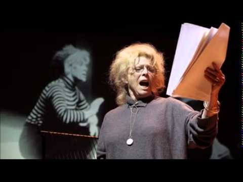 Actress Billie Whitelaw Dies at 82 🎭