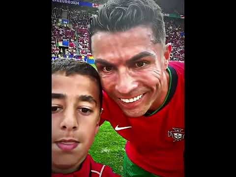 Ronaldo and Fans Beautiful Moments 🤍