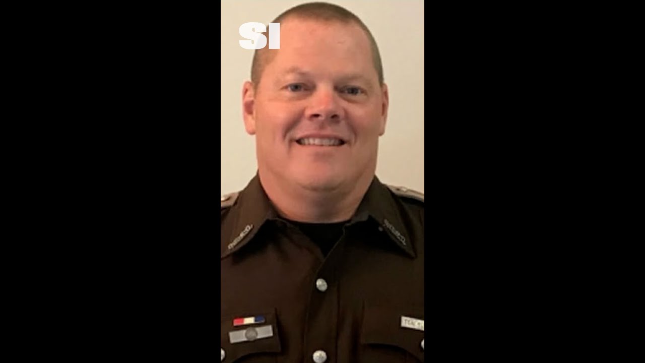 Indiana Sheriff Caught Golfing 17 Times ⛳