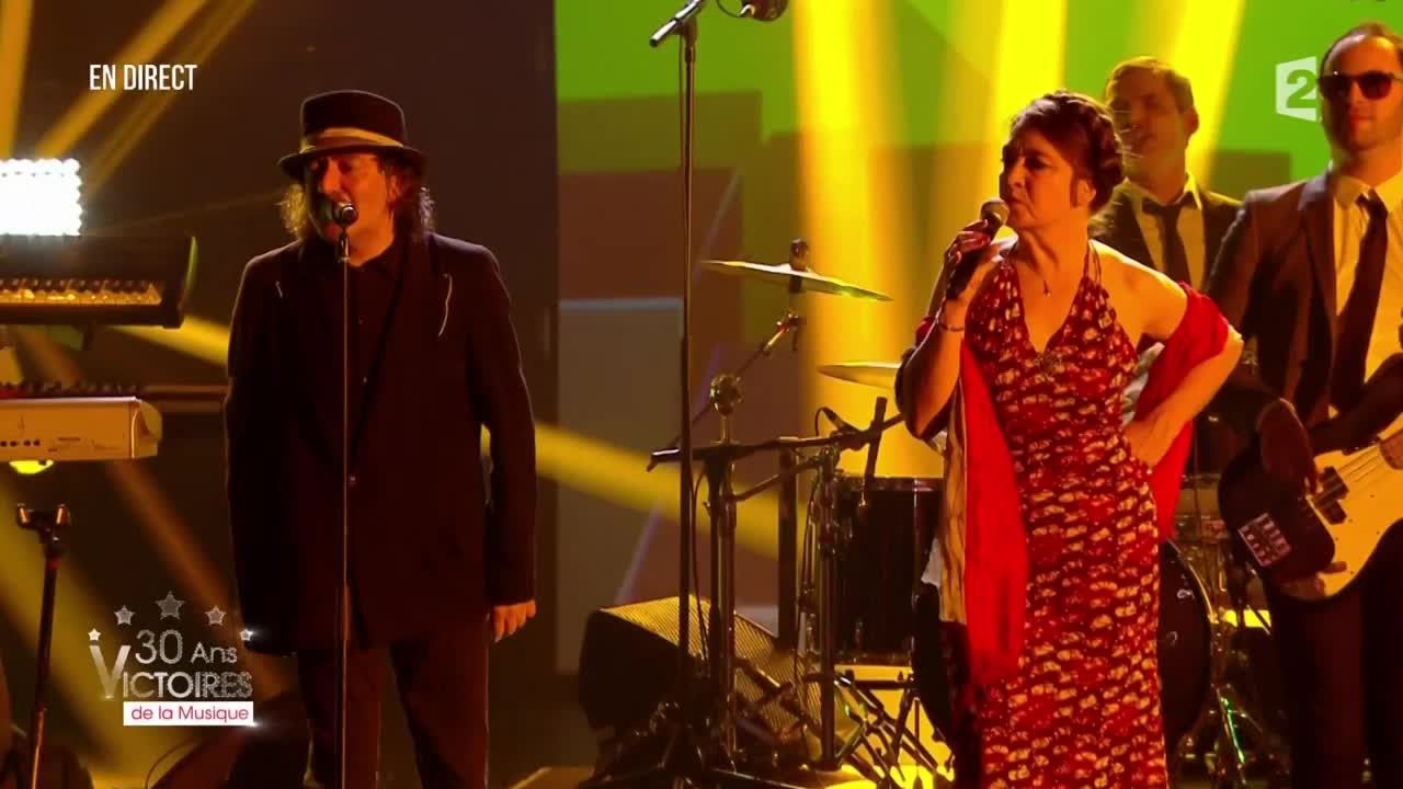 Rachid Taha & Catherine Ringer Perform 'Ya Rayah' at Victoires de la Musique 2015 🎶